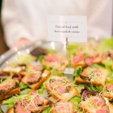 seared-beef-with-horseradish-cream