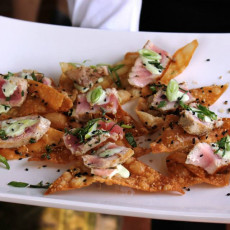 seared-tuna-on-crispy-wonton-with-wasabi-creme