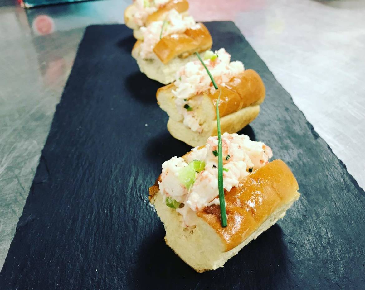 lobster-roll-appetizer.jpg