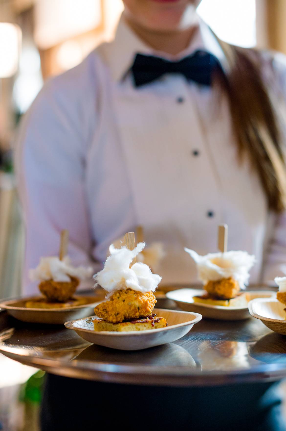 chicken-waffles-wedding-appetizer.jpg