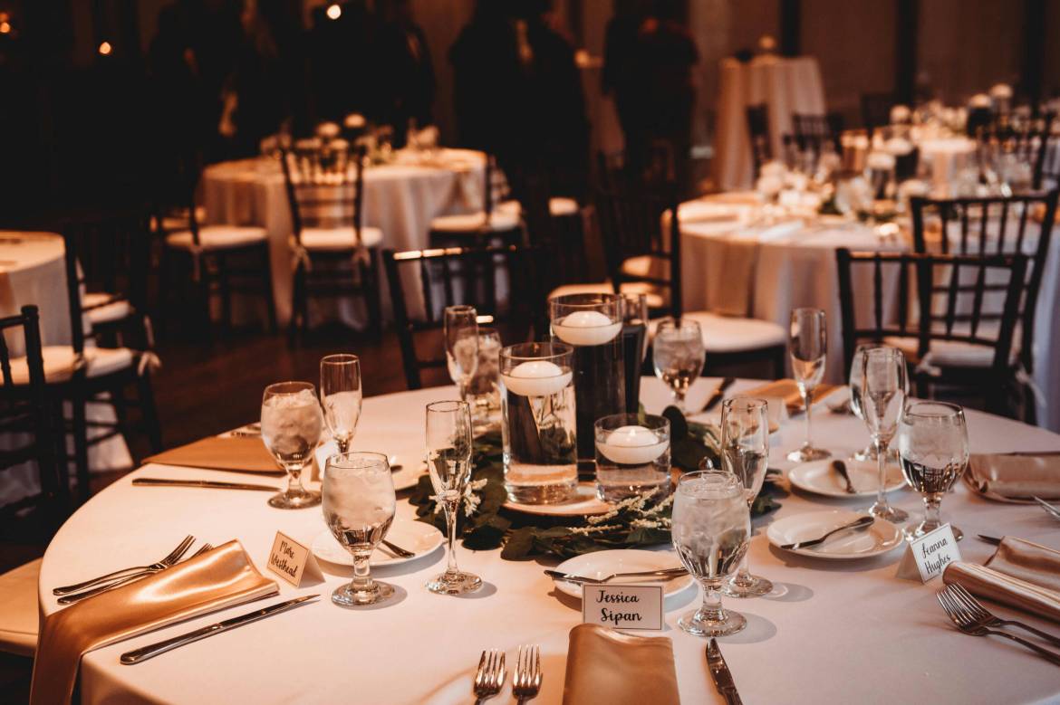 classy-wedding-diy-centerpiece-1-scaled.jpg